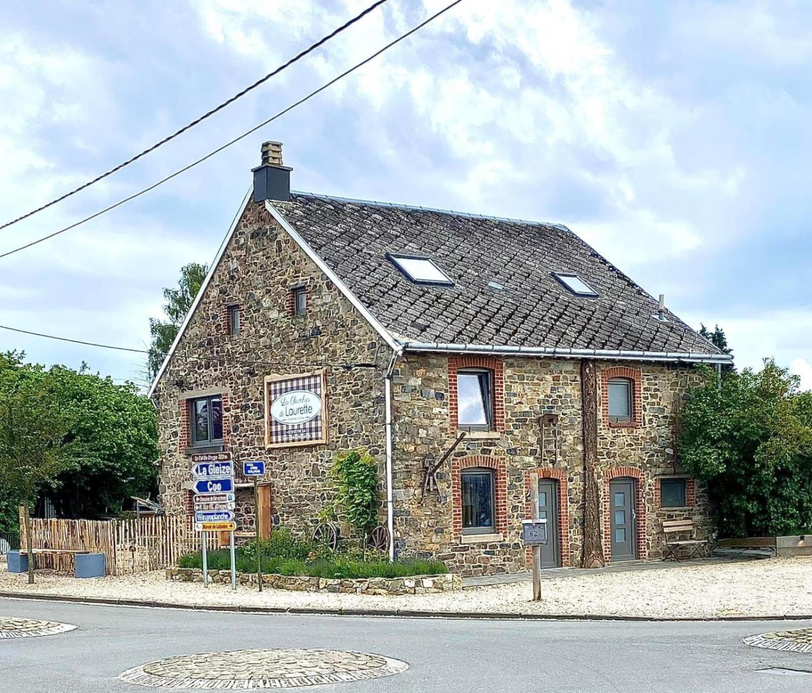 Les Chambres De Laurette Spa Zewnętrze zdjęcie