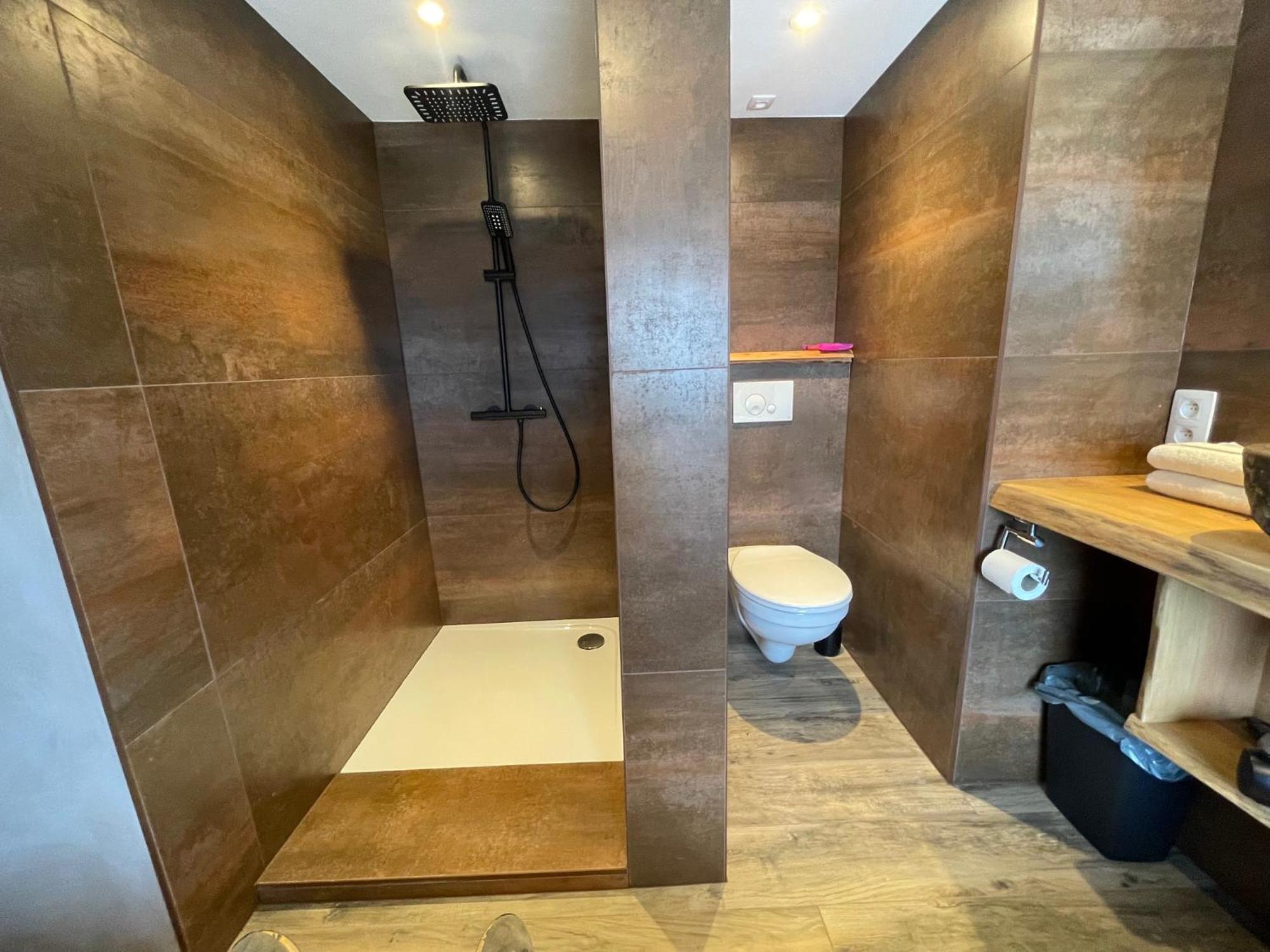 Les Chambres De Laurette Spa Zewnętrze zdjęcie