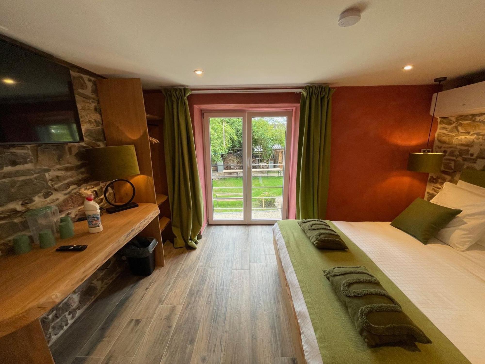 Les Chambres De Laurette Spa Zewnętrze zdjęcie